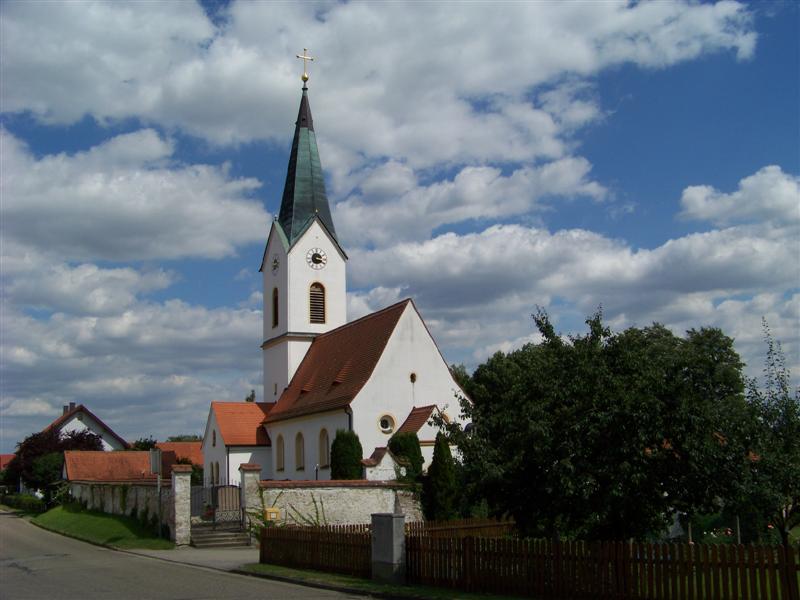 Filialkirche Oberleierndorf - Von dieser Stelle aus sei auch sehr herzlich der Nachbarin der Kirche fr Ihre freundliche und kundige Kirchenfhrung gedankt.