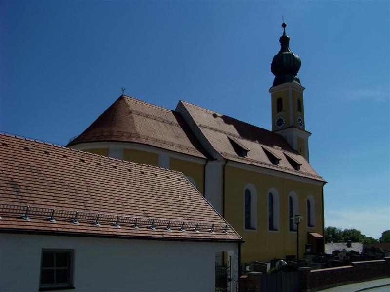 Pfarrkirche St. Peter und Paul Gndlkofen